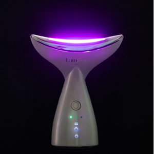 Do Facial Sculpting Tools Work? Lymphatic Drainage at Home, Explained
